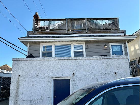 48 Connecticut Avenue, Long Beach NY 11561