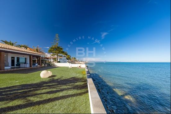 Luxury Seafront Villa for Sale in Denia - Exclusive Mediterranea, Denia 03700