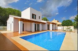 2 Villas for Sale in Moraira, Costa Blanca: Perfect for Families, Teulada 03724