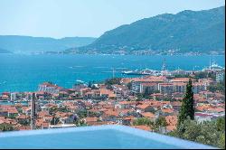 Luxury villa with a pool, Marici, Tivat, Montenegro, R2383