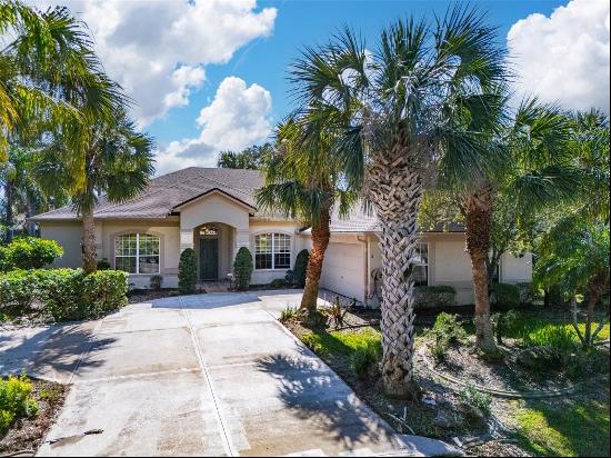 2 Cedarfield Court, Palm Coast FL 32137