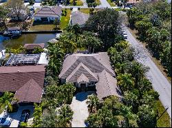 2 Cedarfield Court, Palm Coast FL 32137