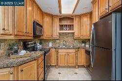 1133 Rockledge Ln #4, Walnut Creek CA 94595