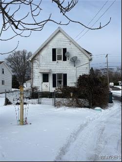 6134 East Avenue, Newfane NY 14108