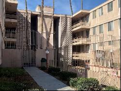 6979 Palm Court #114D, Riverside CA 92506