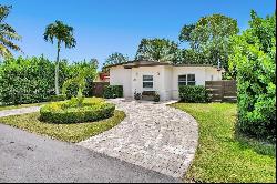 6550 SW 52nd Ter, South Miami FL 33155