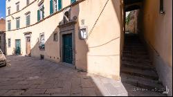 La Corte House with frescoes, Cortona, Arezzo - Tuscany