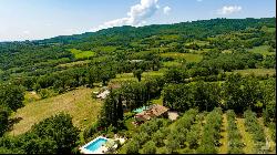 Villa with pool, solar panels, Monte Castello di Vibio, Perugia–Umbria