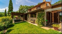 Villa with pool, solar panels, Monte Castello di Vibio, Perugia–Umbria