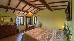 Villa with pool, solar panels, Monte Castello di Vibio, Perugia–Umbria