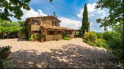 Villa with pool, solar panels, Monte Castello di Vibio, Perugia–Umbria