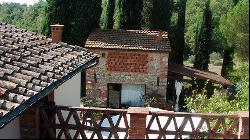 The White Country Villa with cottage and vineyard, Bucine – Tuscany