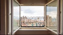 The Torretta House with open views and frescoes, Cortona - Tuscany