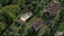 Villa Bianca with pool and solar panels, Palaia, Pisa – Toscana