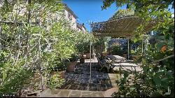 Stone villa with garden in Cortona, Arezzo - Tuscany