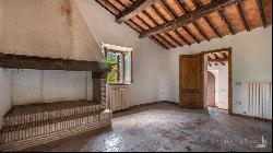 Corte House to be restored for sale in  Montepulciano-Tuscany