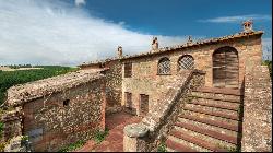 Corte House to be restored for sale in  Montepulciano-Tuscany