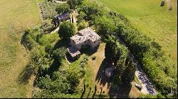 18th-century Stone Country House, Asciano, Siena - Tuscany