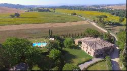 Casale Il Pianoforte with heated pool, Siena - Toscana