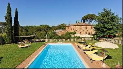 Casale Il Pianoforte with heated pool, Siena - Toscana