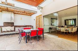 Nice house in condominium in an exclusive area of La Planicie