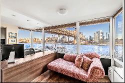 Spectacular Waterfront 4 Bedroom