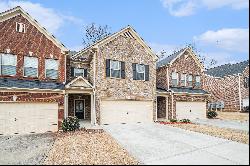 Stunning Townhouse Nestles in Sought-after Neighborhood