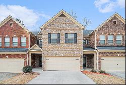 Stunning Townhouse Nestles in Sought-after Neighborhood