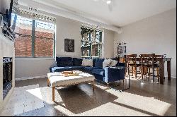 stunning Lincoln Park loft condo