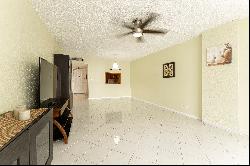 400 Leslie Dr,Hallandale Beach, FL, 33009