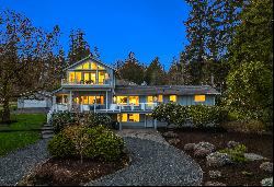 12671 Sunrise Dr NE, Bainbridge Island, WA 98110