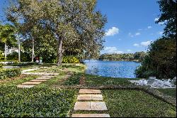 9001 Banyan Dr,Coral Gables, FL, 33156