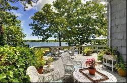 EAST HAMPTON WATERFRONT ELEGANCE