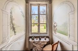 EXCLUSIVITY - Exceptional manor house 20 minutes from Geneva