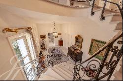 EXCLUSIVITY - Exceptional manor house 20 minutes from Geneva