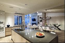 Luxury Living Steps From Skiing and Downtown Aspen