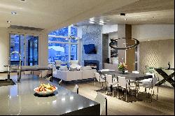 Luxury Living Steps From Skiing and Downtown Aspen