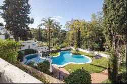 Elegant Three-Bedroom Luxury Apartment in Prestigious King Hills, Marbella