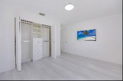 3875 Ne 168th St,North Miami Beach, FL, 33160