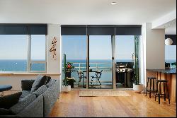 Chicago Living Redefined with Epic Views