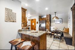 Charming Jupiter Inn Condo - Prime Location in Park City