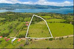 Lago Arenal Estates