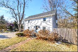 Quaint Colonial in Desirable Cranbury Neighborhood