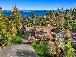 10234 Rodal Ct NE, Bainbridge Island, WA 98110