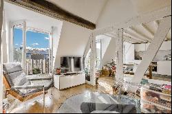 Duplex with Balcony-Terrace on Place Dauphine