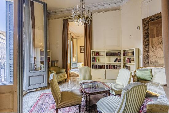 Wonderful main floor apartment to renovate with beautiful period details.