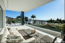 Villa-Marbella Golden Mile - Altos de Puente Romano