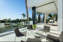 Villa-Marbella Golden Mile - Altos de Puente Romano