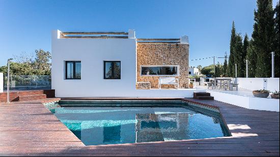 5-bedroom Villa with Private Pool for Sale in Cala de Bou, Ibiza