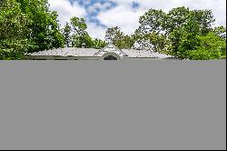 25 Fern Drive, East Hills, NY 11576